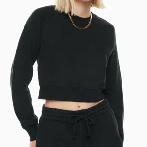 NWOT TNA Aritzia Cozy Fleece Perfect Fit Black Cropped Crew Sweatshirt Small